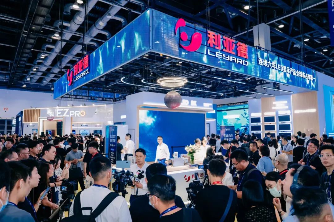 “AI+智能显示”引领将来 J9集团新品InfoComm展大放异彩