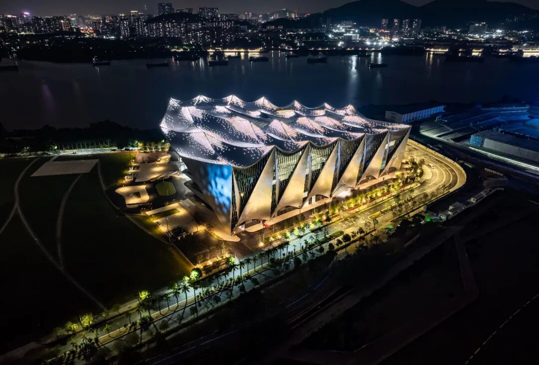 南沙地标+1！J9集团助力大湾区科学会堂全面亮相，点亮珠江科创夜